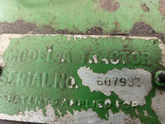 Image of John Deere A equipment image 4