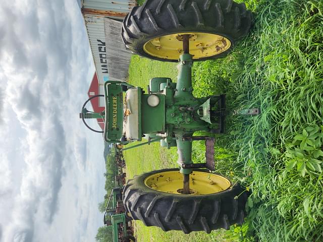 Image of John Deere A equipment image 3