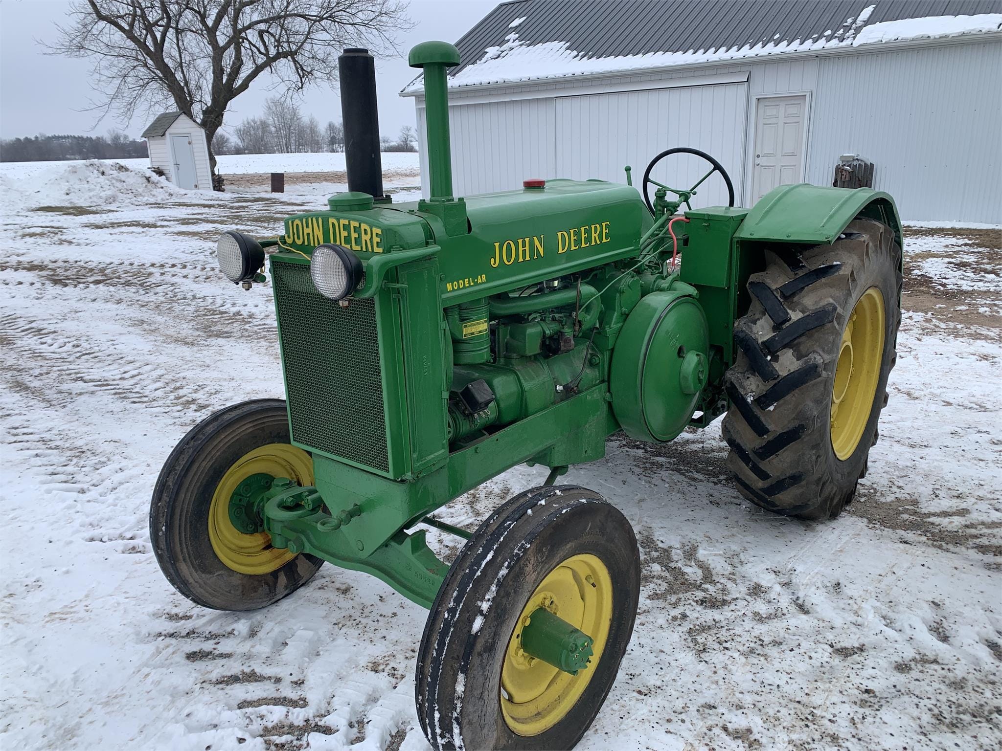 Main image John Deere AR