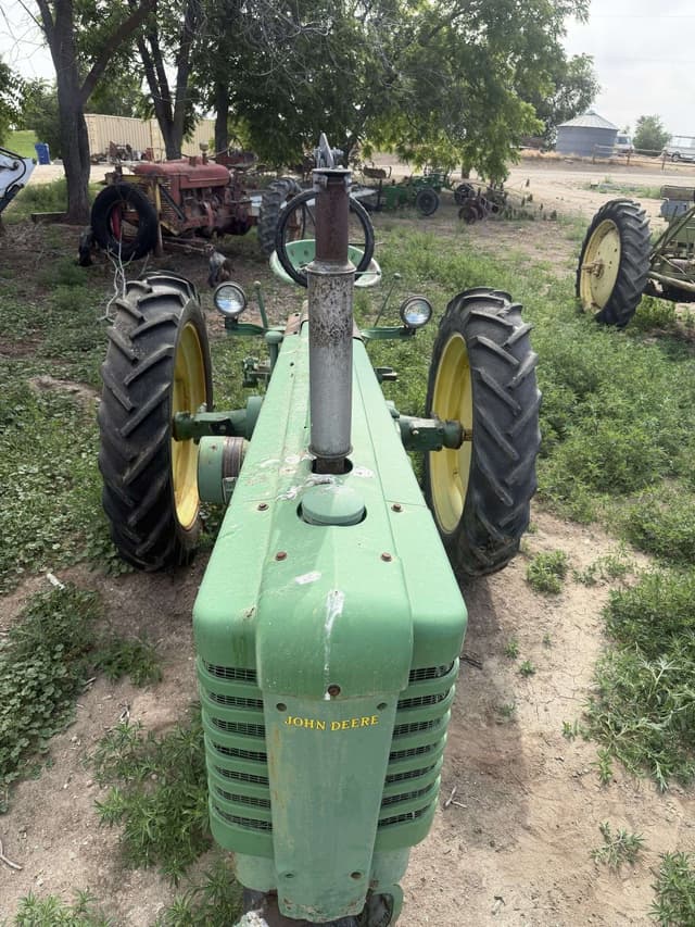 Image of John Deere B equipment image 4