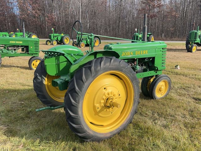 Image of John Deere H equipment image 2