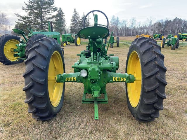 Image of John Deere A equipment image 3