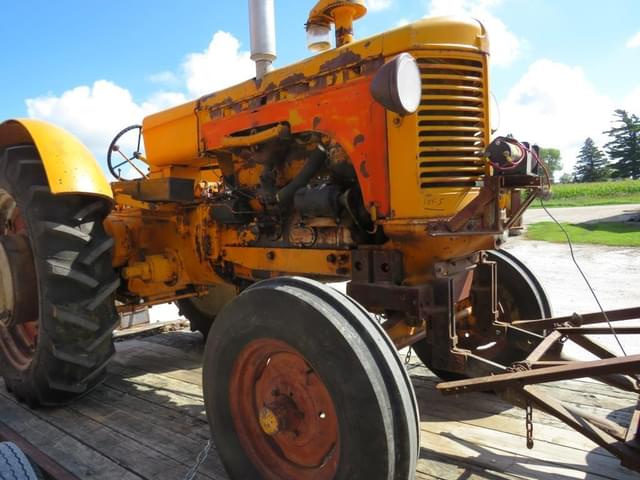 Image of Minneapolis-Moline UTS equipment image 2
