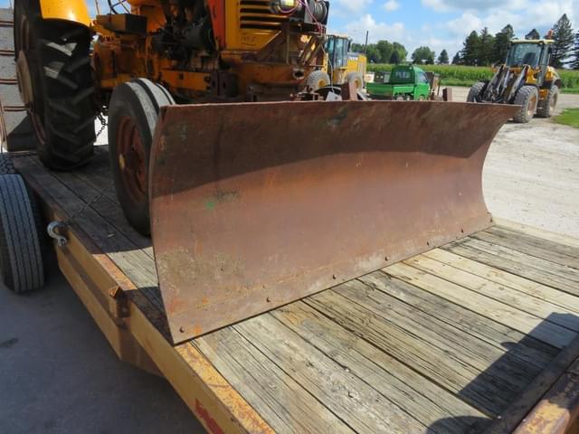 Image of Minneapolis-Moline UTS equipment image 1