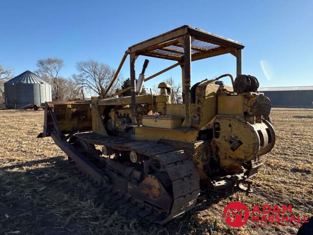 Image of Caterpillar D6 equipment image 3