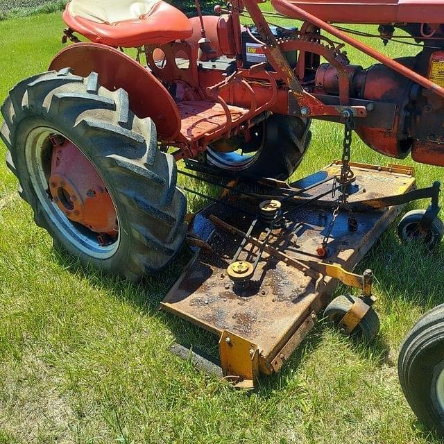 Image of Farmall A equipment image 3