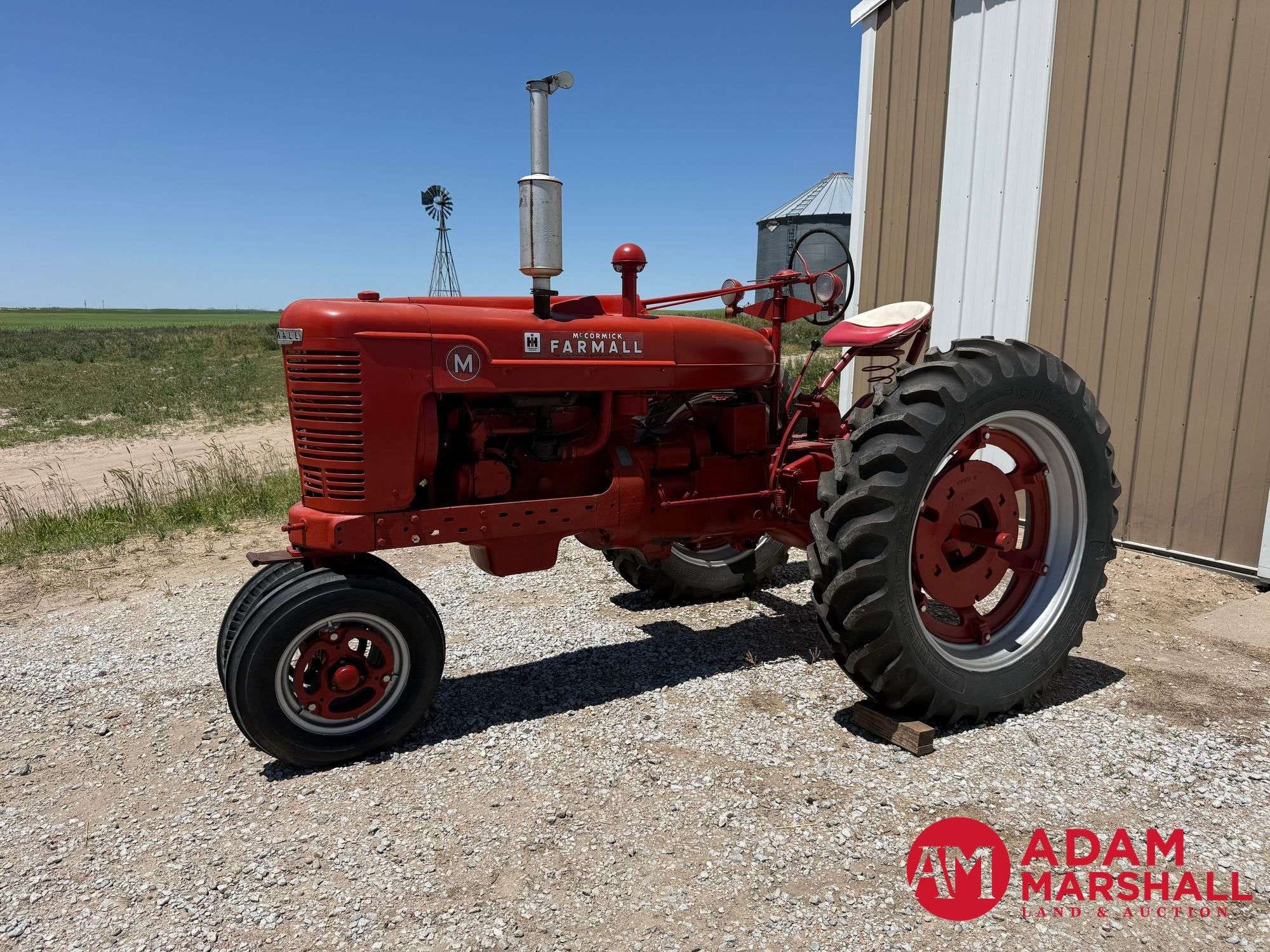 1946 Farmall M Equipment Image0