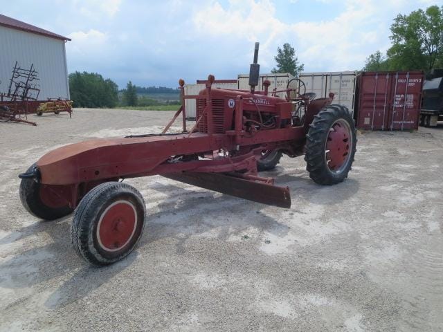 Main image Farmall Super M