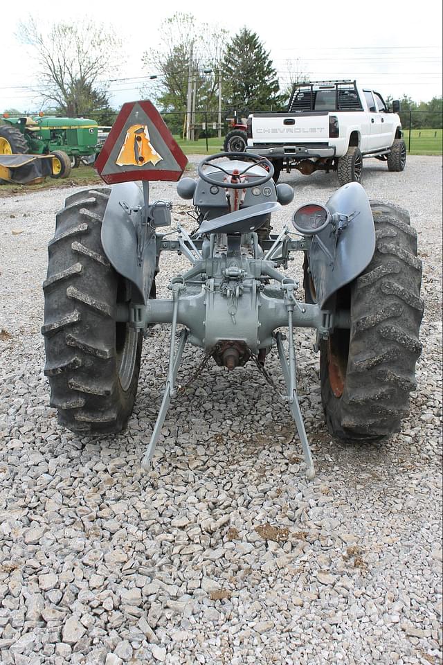 Image of Ferguson TE-20 equipment image 1