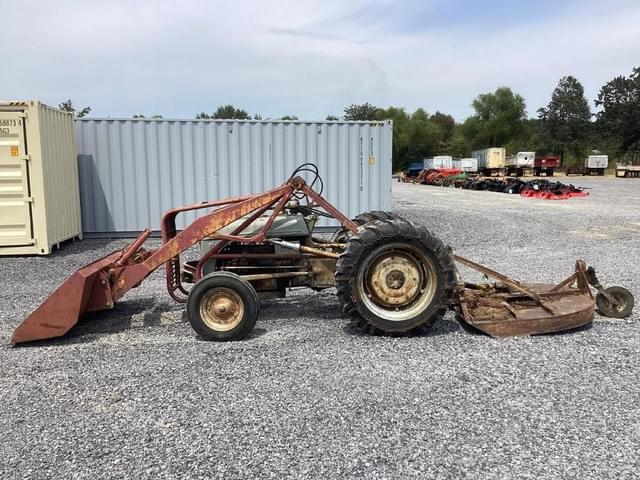 Image of Ford 8N equipment image 2