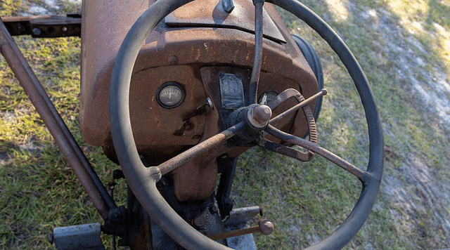 Image of Ferguson TE-20 equipment image 4