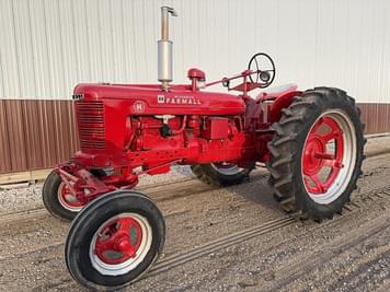 Main image Farmall H
