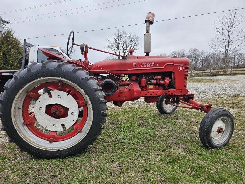 Main image Farmall H