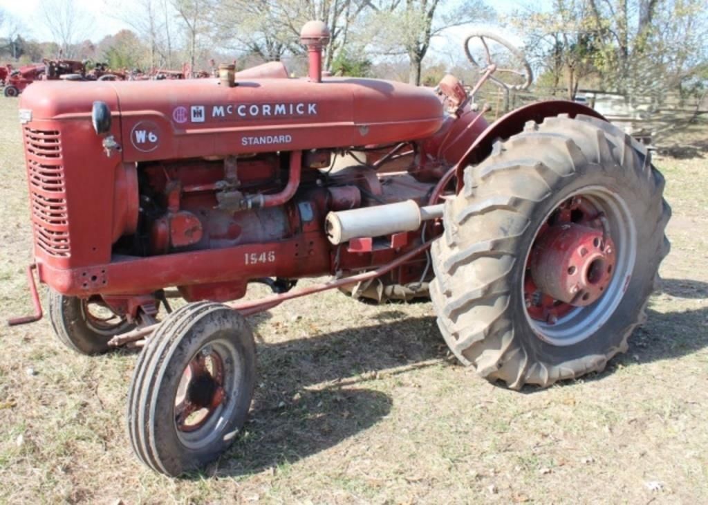 1946 International Harvester W-6 Equipment Image0