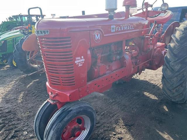 Image of Farmall M equipment image 1