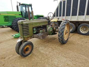 Main image John Deere B