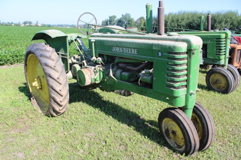 Main image John Deere B