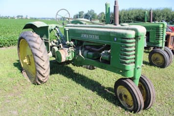 Main image John Deere B
