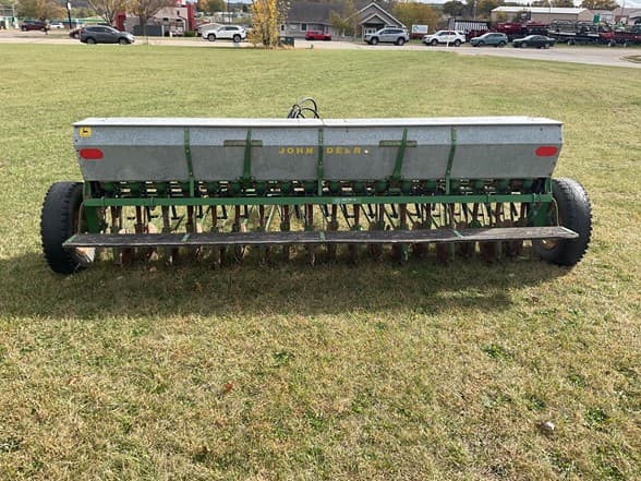 Image of John Deere 187B equipment image 3