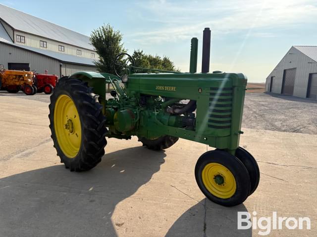 Image of John Deere A equipment image 2