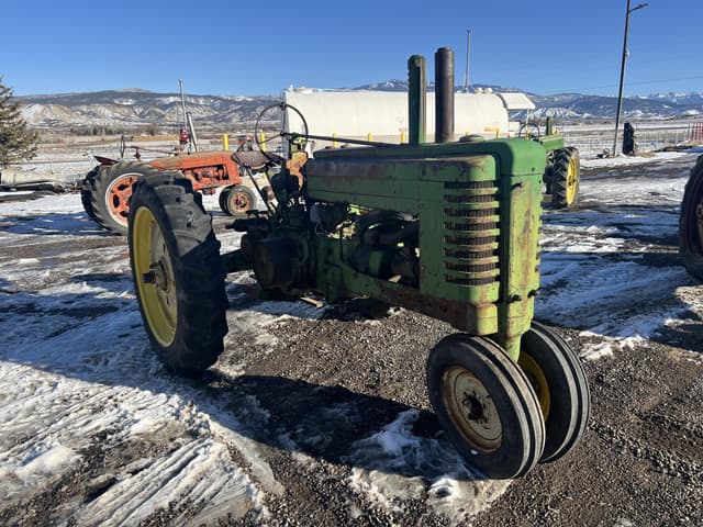 Image of John Deere A equipment image 1