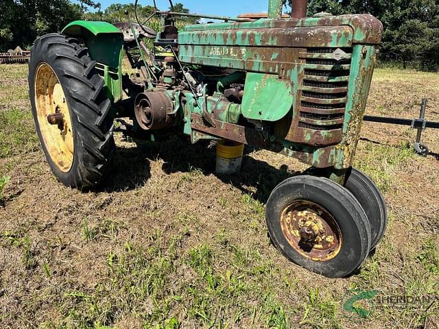 Image of John Deere A equipment image 2