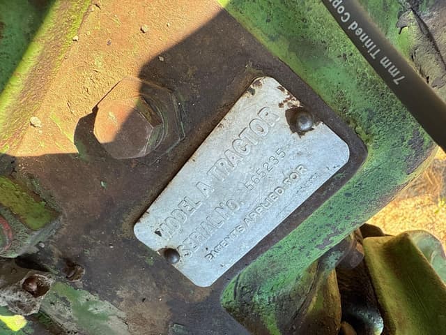 Image of John Deere A equipment image 4