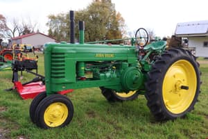 1946 John Deere B Image
