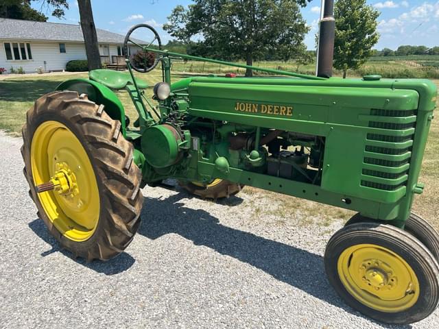 Image of John Deere H equipment image 1