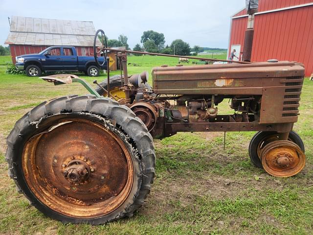 Image of John Deere H equipment image 2