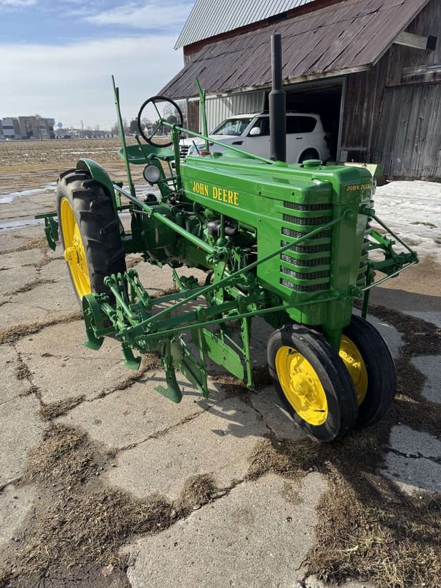 Image of John Deere H equipment image 3