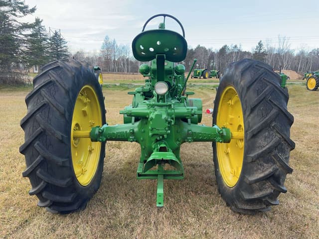 Image of John Deere A equipment image 3