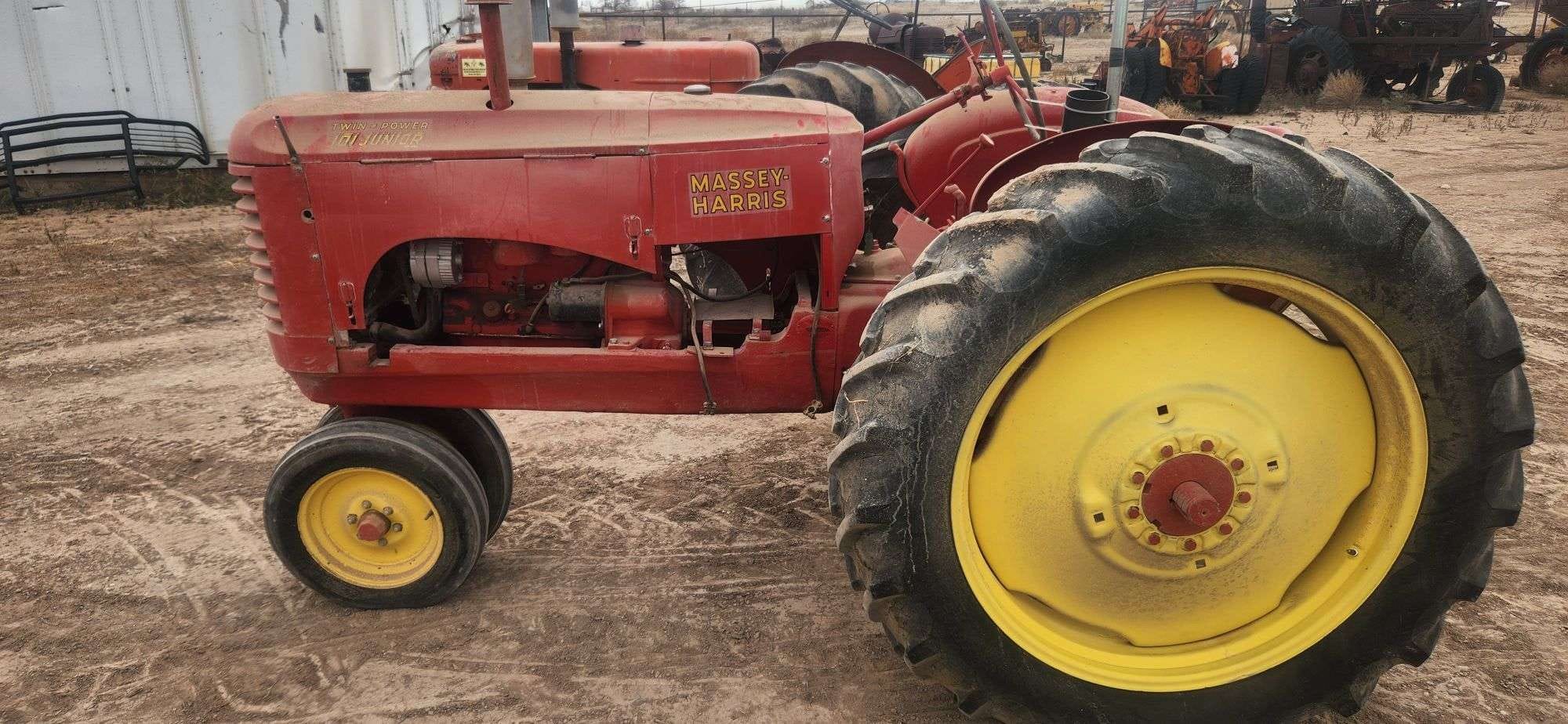 1946 Massey-Harris 101 Junior Equipment Image0