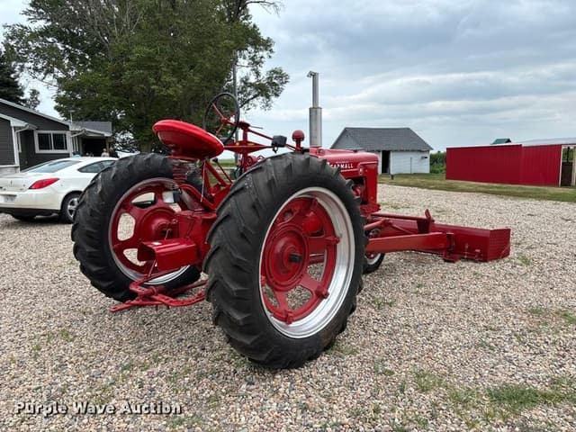 Image of Farmall H equipment image 4