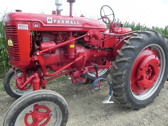 Image of Farmall AV Primary Image