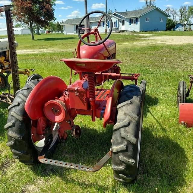 Image of Farmall Cub equipment image 1