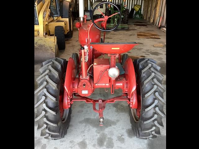 Image of Farmall Cub equipment image 1