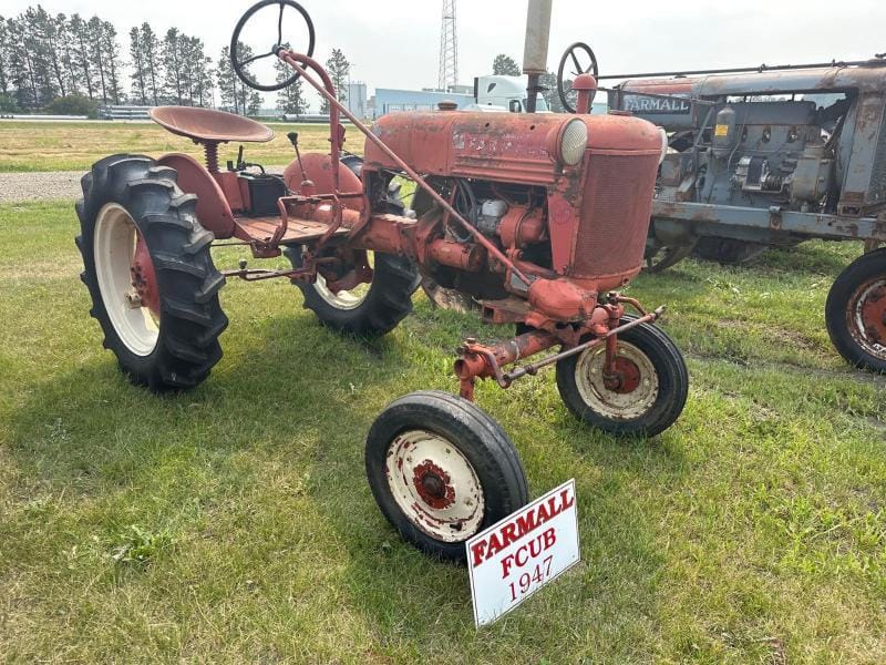 Main image Farmall Cub