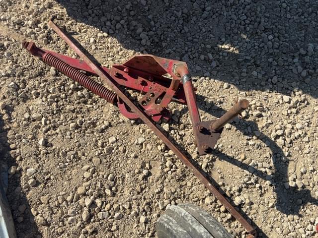 Image of Farmall Cub equipment image 2
