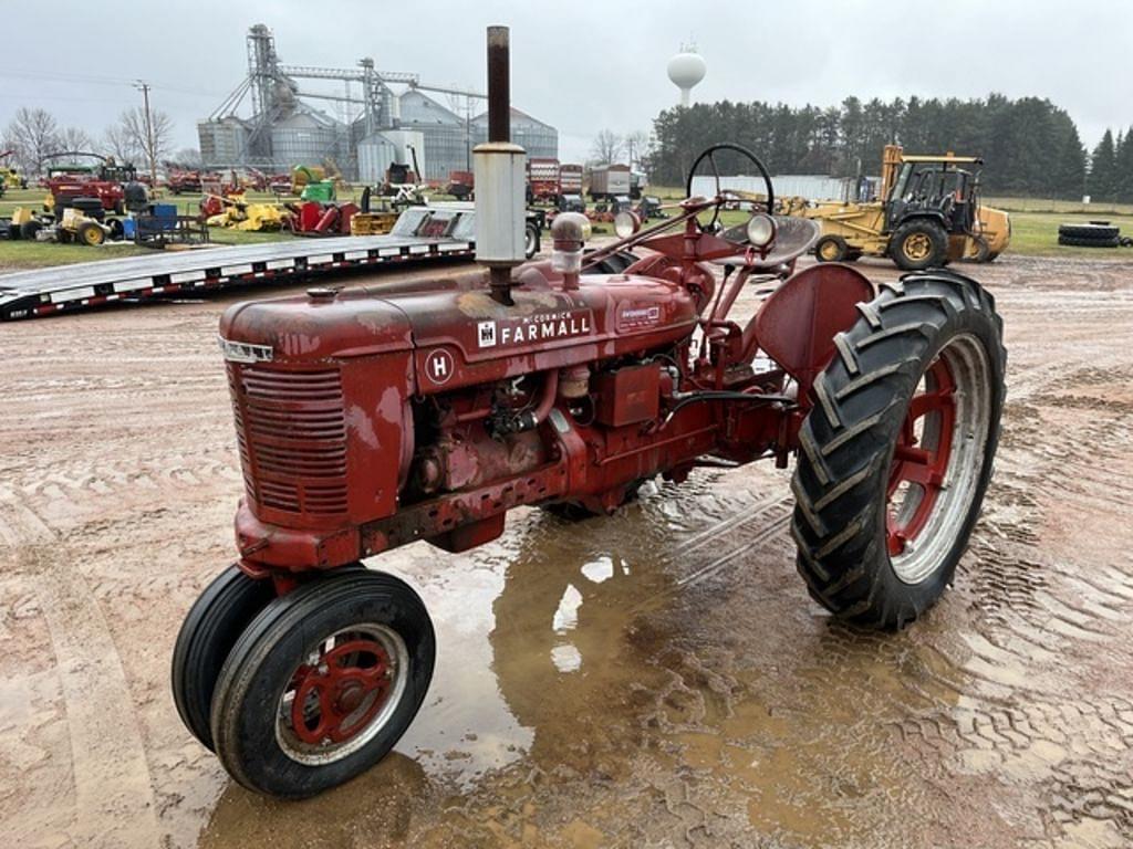 Image of Farmall H Primary image