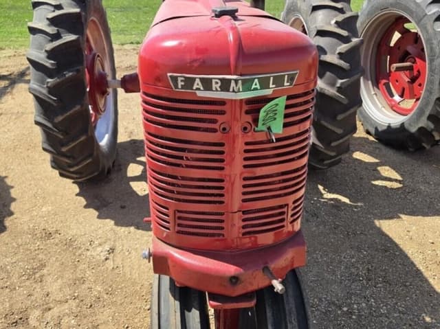 Image of Farmall H equipment image 4