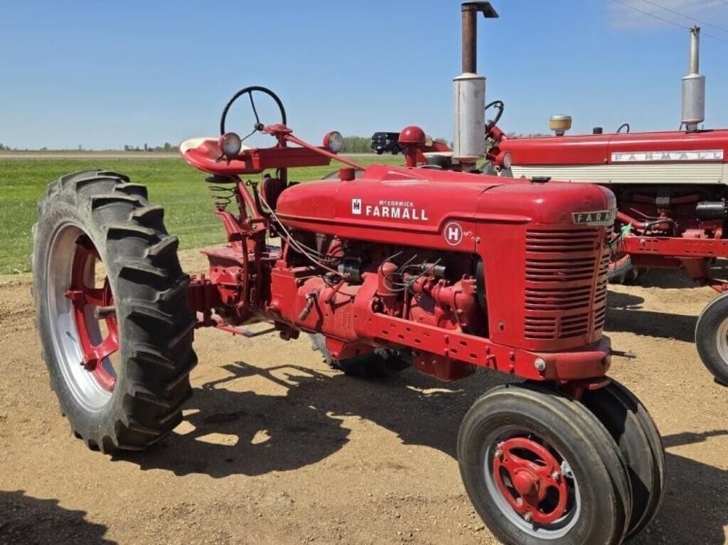 1947 Farmall H Equipment Image0