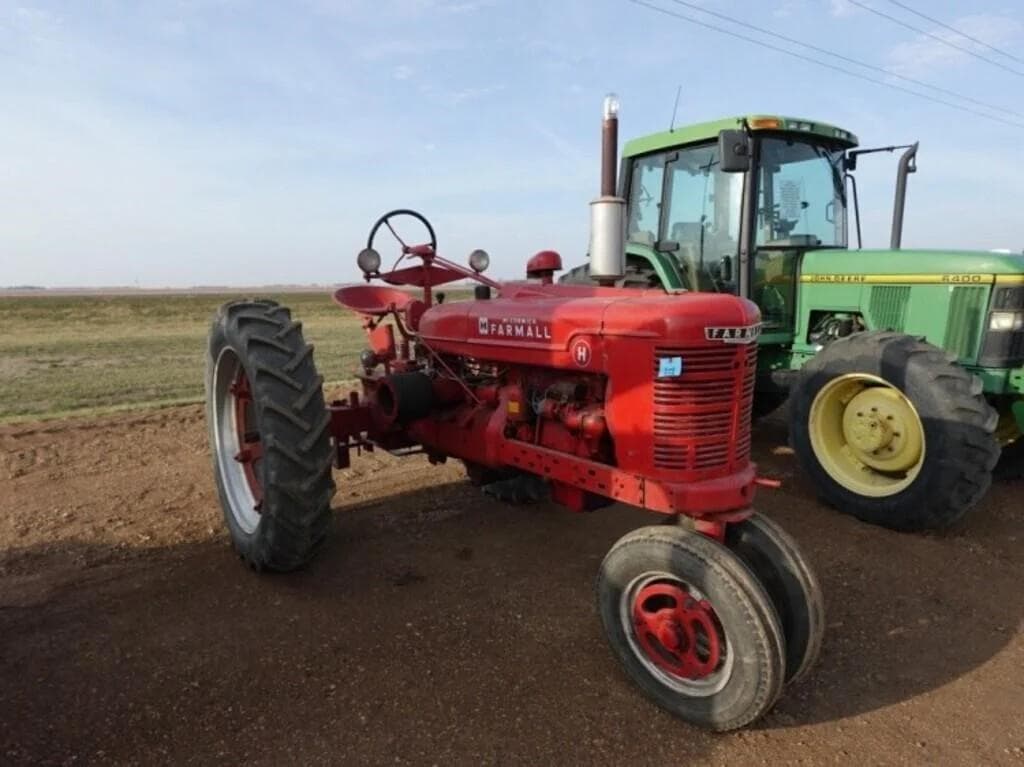 Image of Farmall H Primary image