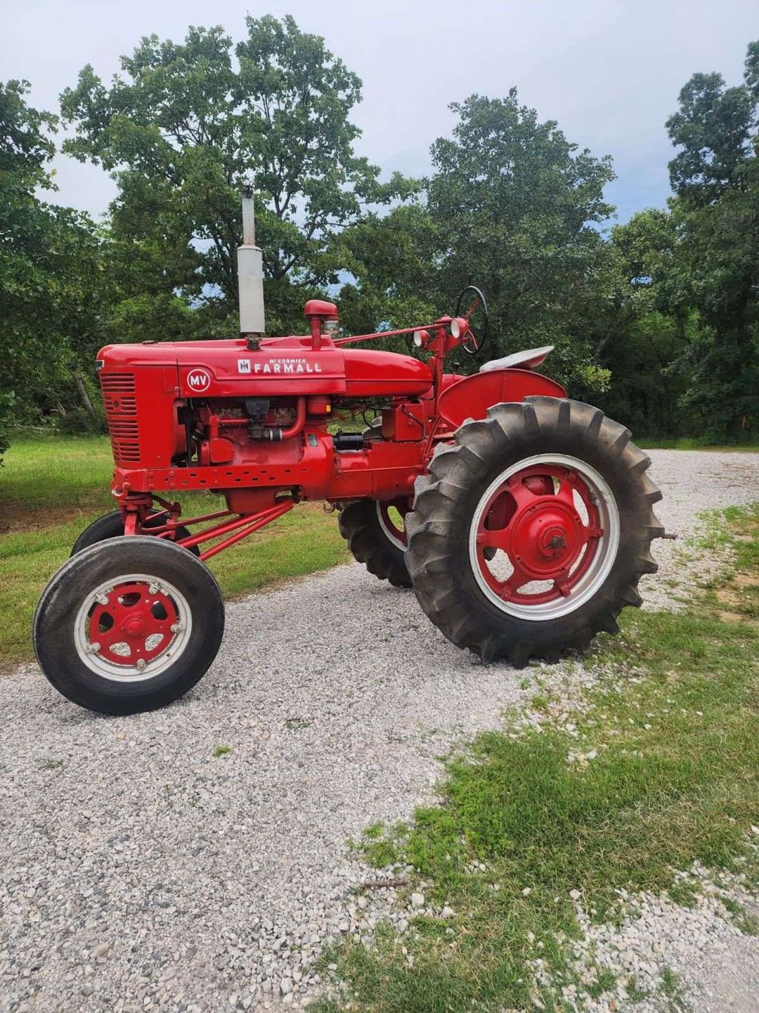 Image of Farmall MV Primary image