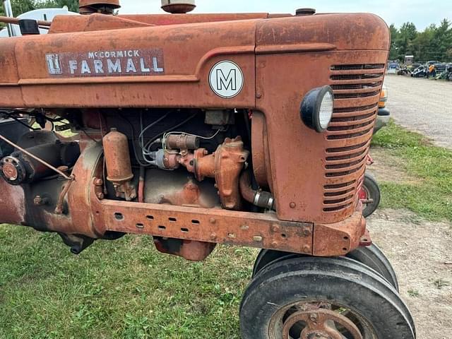 Image of Farmall M equipment image 3