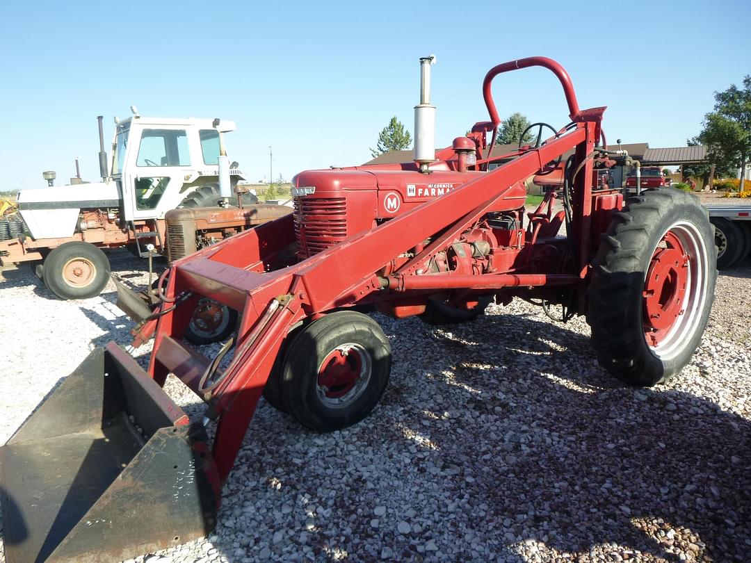 Image of Farmall M Primary image