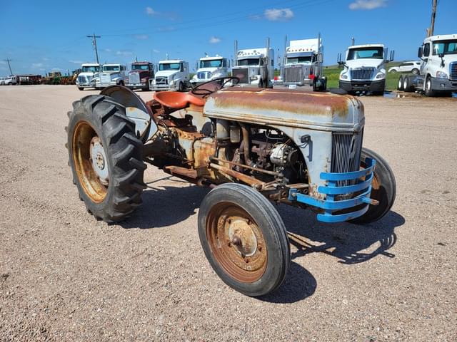 Image of Ford 2N equipment image 1
