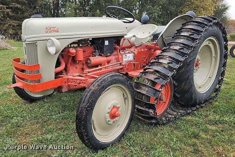 1947 Ford 8N Equipment Image0