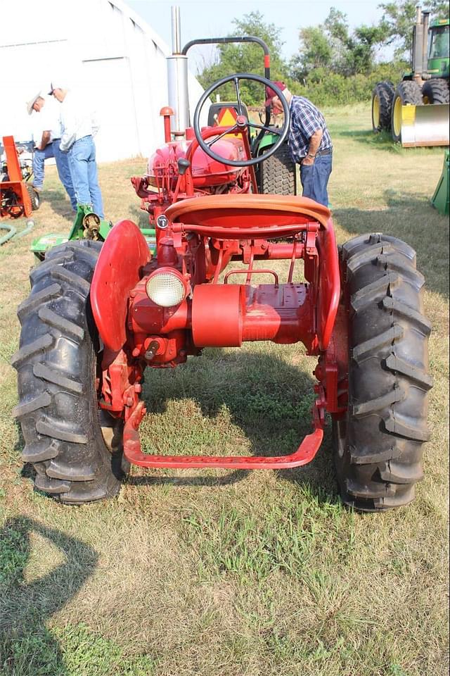 Image of Farmall Super A equipment image 2