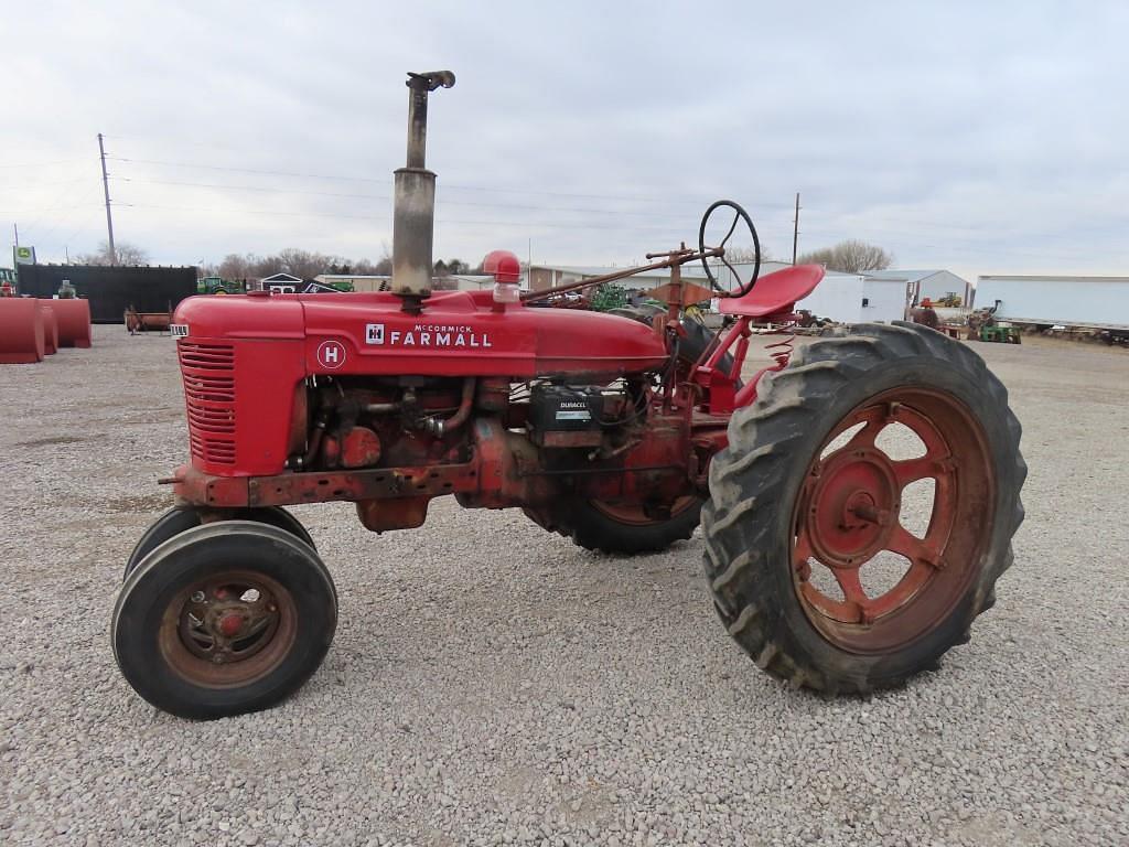 Image of Farmall H Primary image